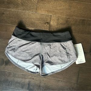 Lululemon Speed Up Short Size 6 Heather Gray & Black